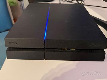PS4 500GB + Dualshock 4