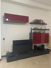 Soggiorno e tavolo in vetro