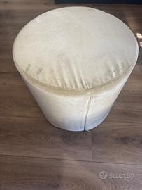 Pouf  In velluto