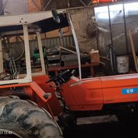 trattore agricolo OM 850