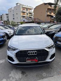 Audi Q3 35 TDI S tronic Business Advanced