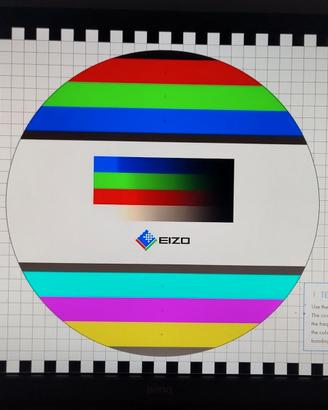 monitor 28" 4K UHD