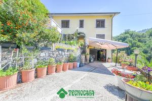 CASA INDIPENDENTE A PODENZANA