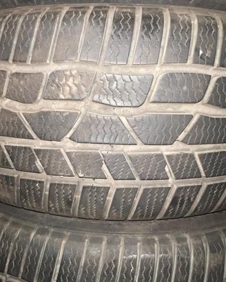PNEUMATICI 225/50R18 INVERNALI USATI