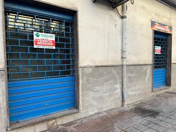 NEGOZIO A CASORIA