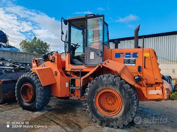 Pala gommata Fiat Kobelco W130 per ricambi