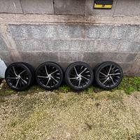 Cerchi in lega Alfa Romeo Quadrifoglio Verde 18