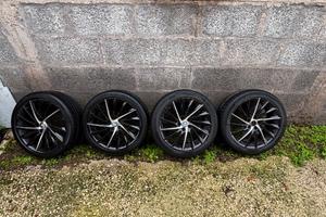 Cerchi in lega Alfa Romeo Quadrifoglio Verde 18