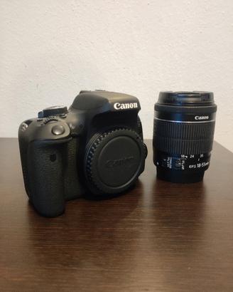 Canon EOS 750d + 18-55 f/3.5-5.6 IS II + accessori
