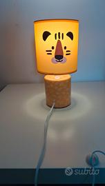 lampada leone arancione per comodino 