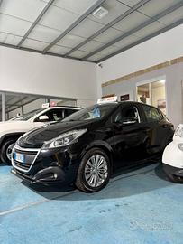 Peugeot 208 PureTech 82 5 porte Allure