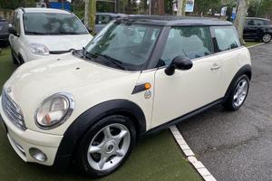 MINI Cooper D Mini 1.6 Cooper D