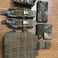 Tasche varie frog pro blackhawk e altro