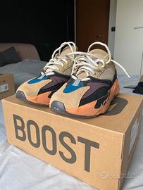 Scarpe YEEZY BOOST 700 Tg 42  2/3
