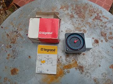 interruttore orario Legrand 