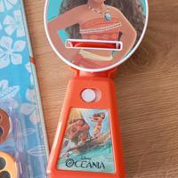 Oceania Vaiana proiettore+libro Disney 