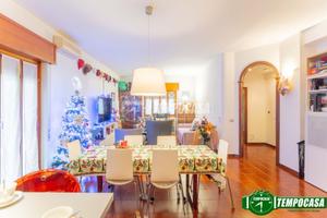 TRILOCALE ARREDATO E PRONTO ALL'USO!