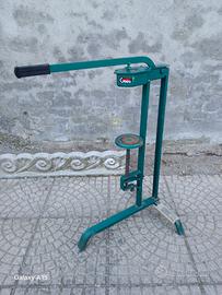 Tappatrice per tappi in sughero Grifo