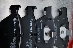 pastiglie brembo P06036 anteriori bmw serie 3.. 5.