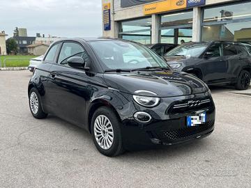 FIAT 500e Berlina Action - PROMO - NEOPATENTATI