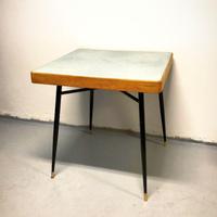 Tavolo vintage quadrato