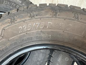 Michelin 225-75-R16C agilis cross climate