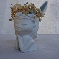 Ceramica artigianale e fiori in cera di soia