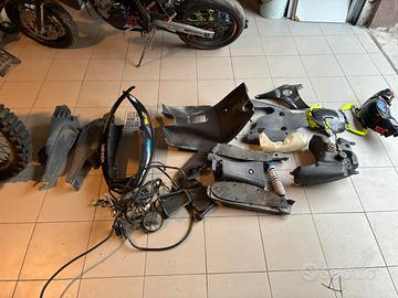Pezzi di ricambio aprilia sr 50