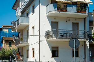 Quadrilocale a 100 metri dal mare