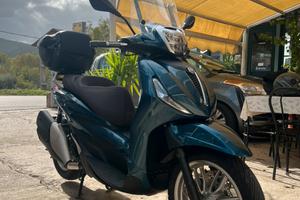 Piaggio Beverly 400 hpe (2022)