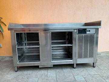Banco frigo con cassettoni