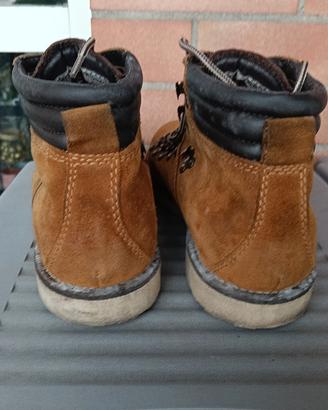 scarponcini Jak jones