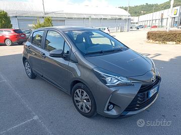 Toyota  Yaris 1000 benzina