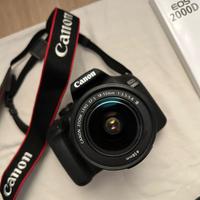 Fotocamera Canon EOS 2000D + Obiettivo EF-S 18-55m