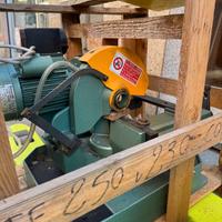 TRONCATRICE LENTA SEGA METALLO MACC 250 mm