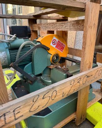 TRONCATRICE LENTA SEGA METALLO MACC 250 mm