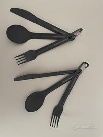 N.2 set posate da trekking