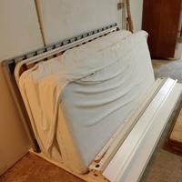 DUE LETTI SINGOLI CON RETE E MATERASSI 