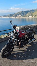 Triumph speed twin 1200