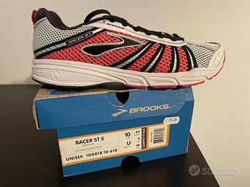 Brooks ST5