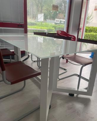 tavolo riunioni con 10 sedie
