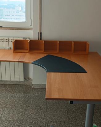scrivania angolare Ikea galant 