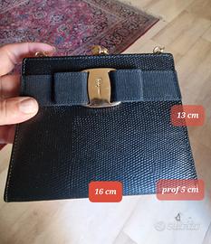 Pochette Clutch borsetta ferragamo originale nera