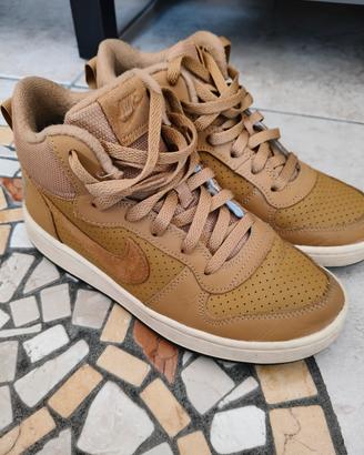 Nike Court Borough Mid 37.5 donna