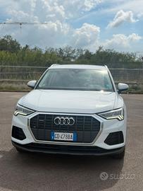 Audi Q3 40 TDI quattro S tronic matrix iva deducib