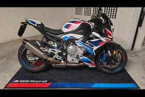 Bmw M1000R