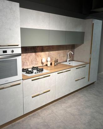 ARREDO COMPLETO PER MONOCALE - ARREDO 3 & MISTRAL