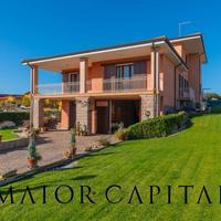 Oschiri | Via Roma | Villa indipendente in posizio