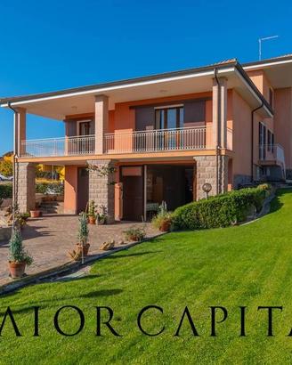 Oschiri | Via Roma | Villa indipendente in posizio