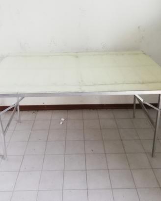 Banco per mercatini 1,50 x 1 m in alluminio. 
